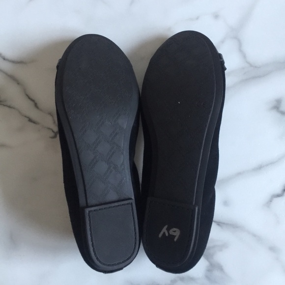 Vionic | Neva Ballet Flat in Black - Picture 5 of 6